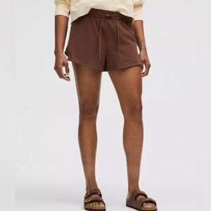 SOLD Lululemon Soft Jersey Mid-Rise Curved-Hem Short 3” Lava Cake Brown XS